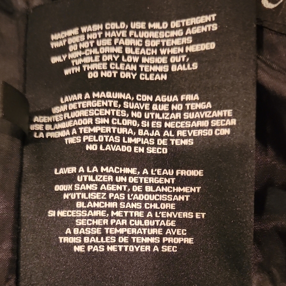 Guess Orange Puffer Jacket - Picture 16 of 16